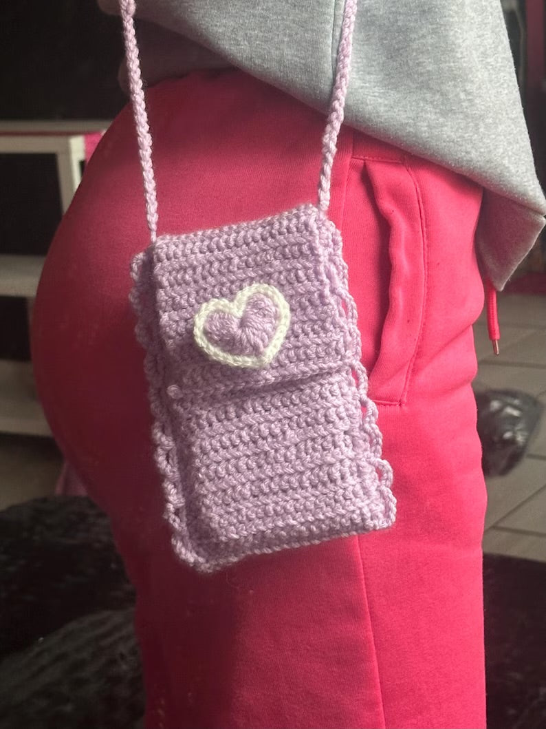 Crochet Heart Crossbody Bag for Phones